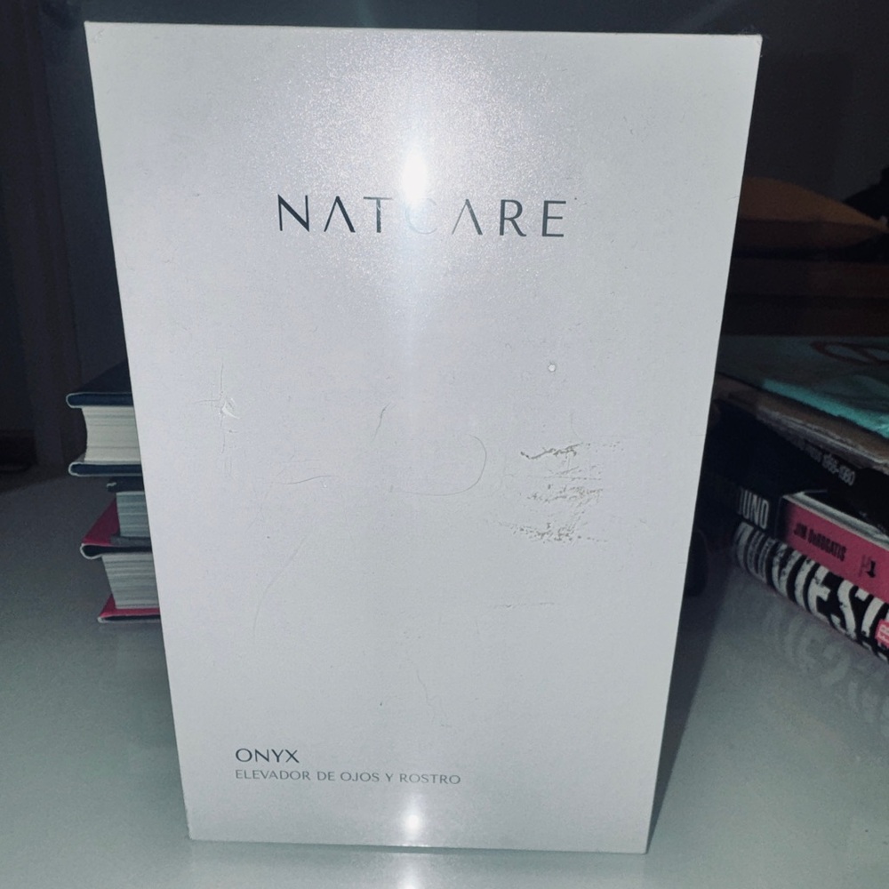 Natura Bisse Gus Sha Onyx Eye and Face Lifter Retail $120